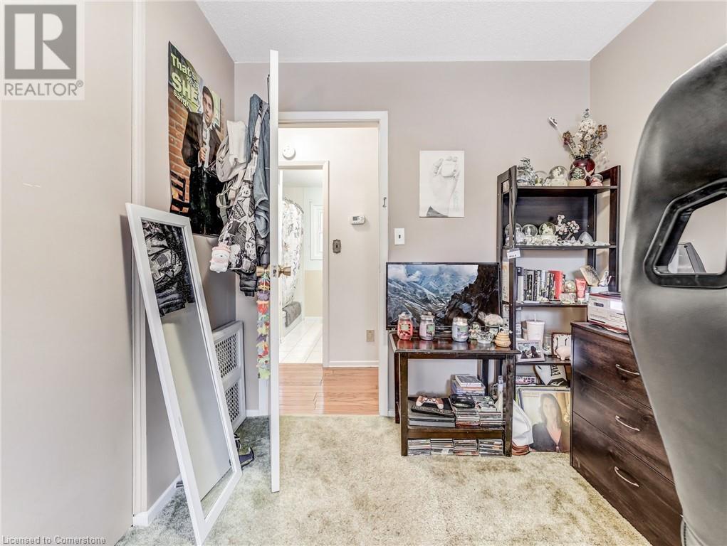 Photo 30 of 30 Blueridge Crescent, Brantford ON