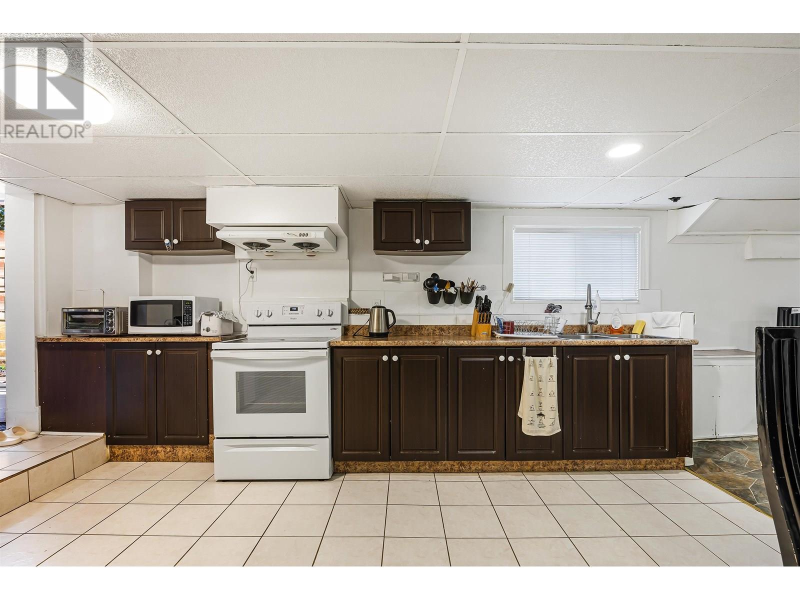 Photo 16 of 1008 E 22nd Avenue, Vancouver BC
