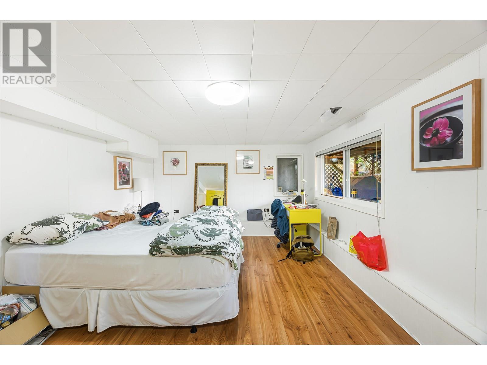 Photo 19 of 1008 E 22nd Avenue, Vancouver BC