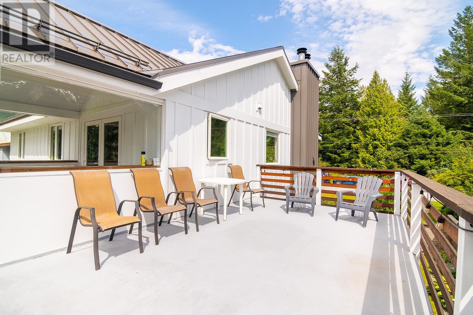 7403 HARROW ROAD, Pemberton