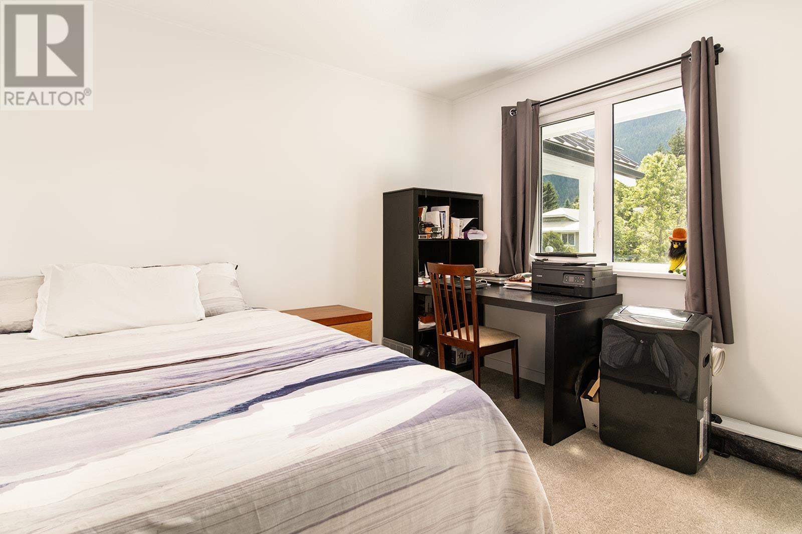 7403 HARROW ROAD, Pemberton