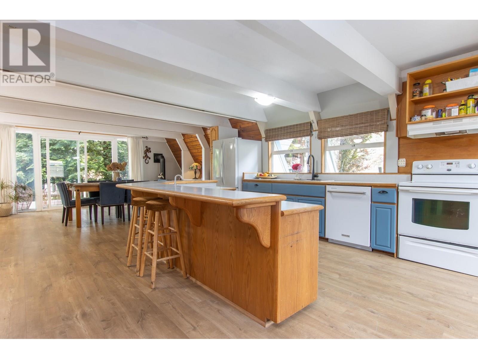 1155 JUDD ROAD, Squamish
