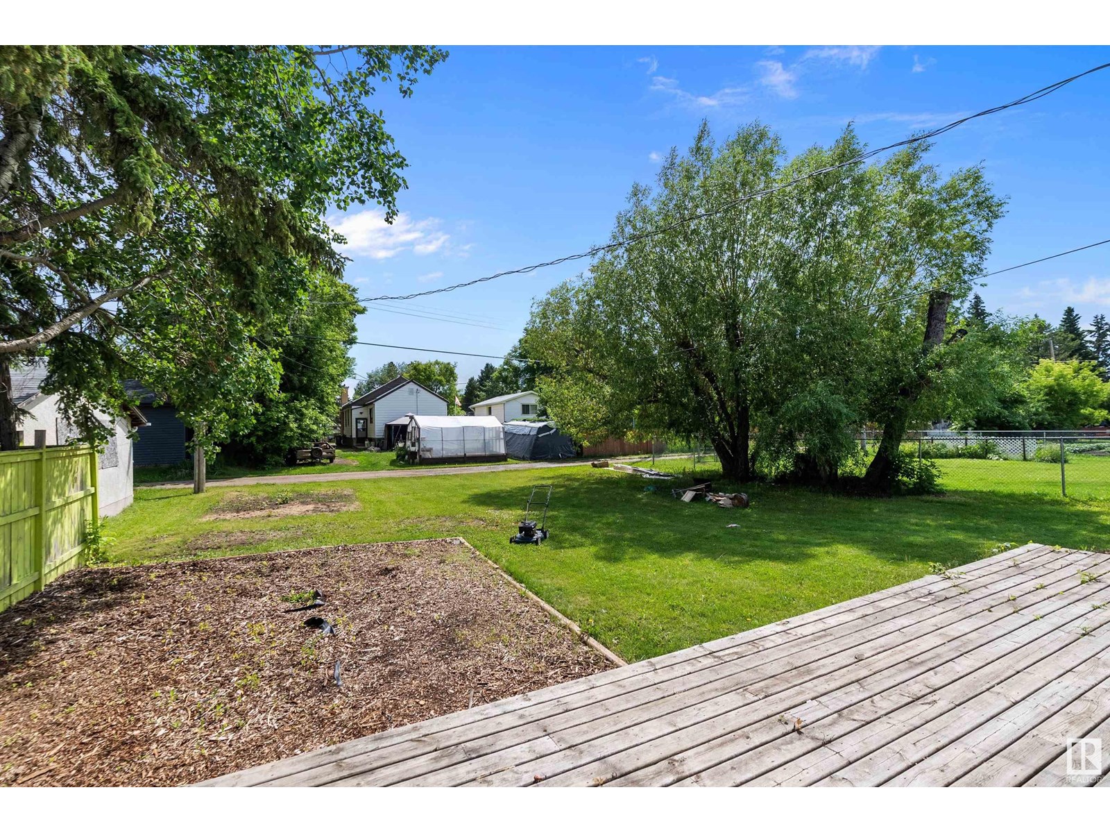 Photo 29 of 5207 53 Av, Warburg AB