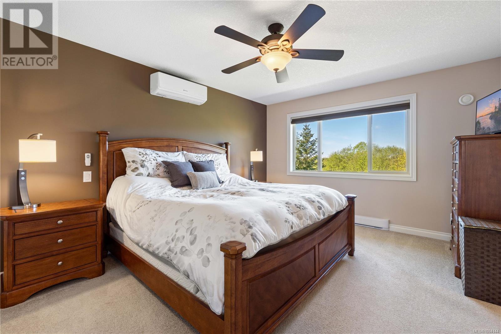 2130 Village Dr, Nanaimo