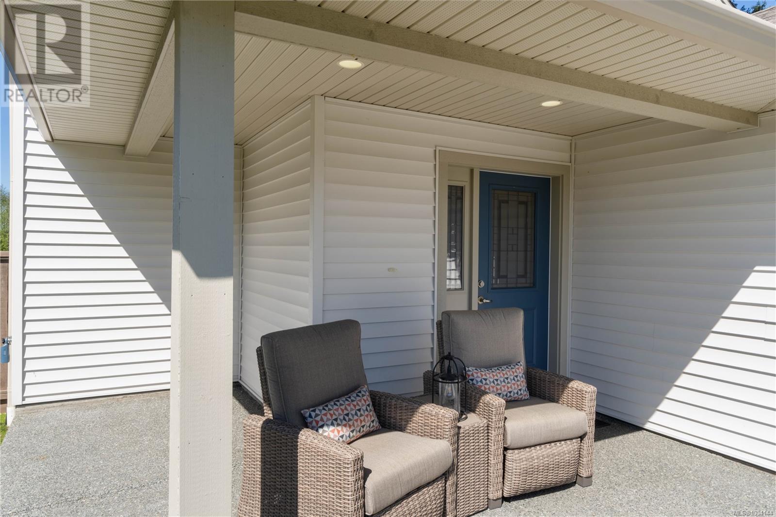 2130 Village Dr, Nanaimo