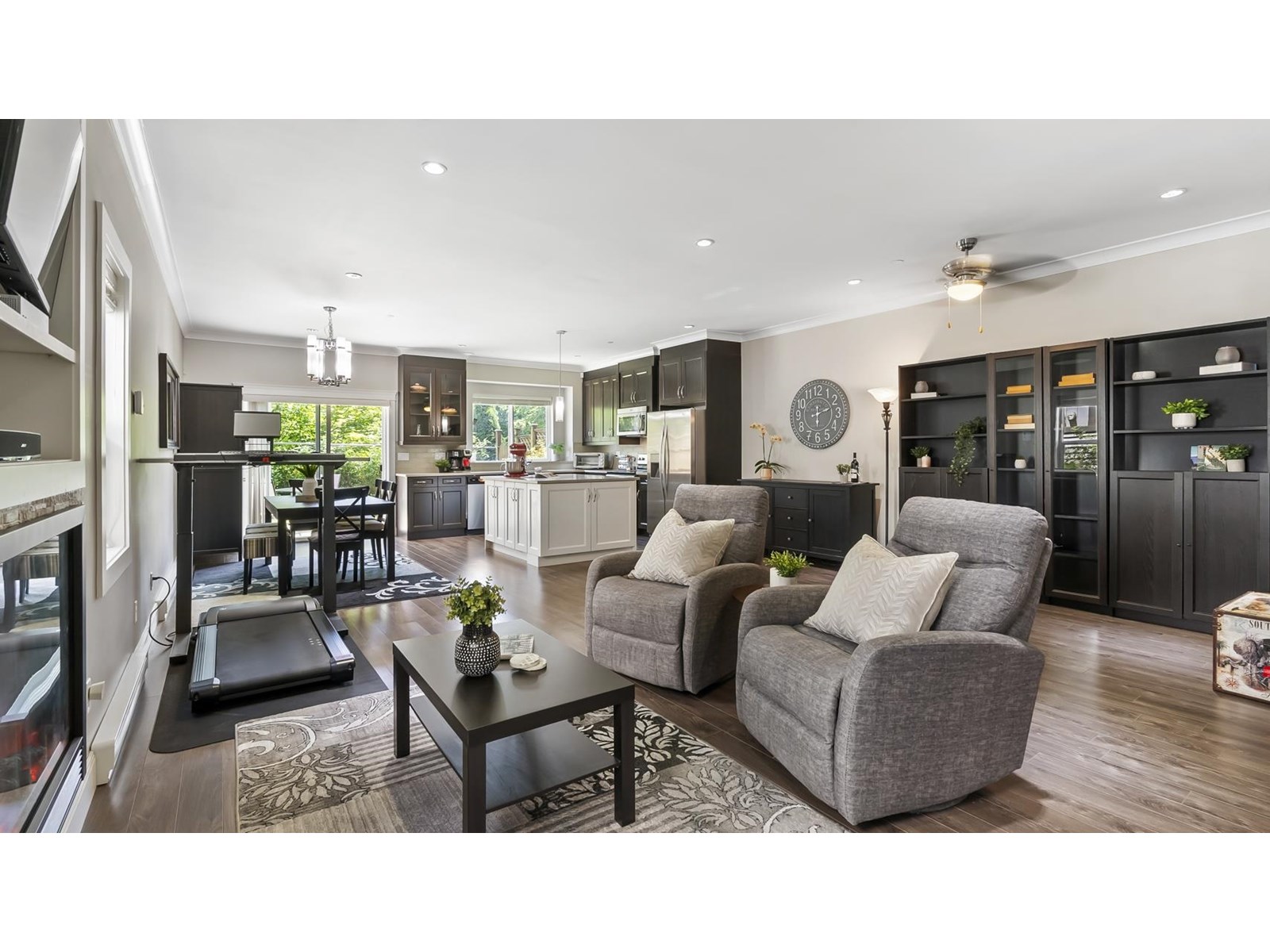 Photo 6 of 3 19938 70th Avenue, Langley BC