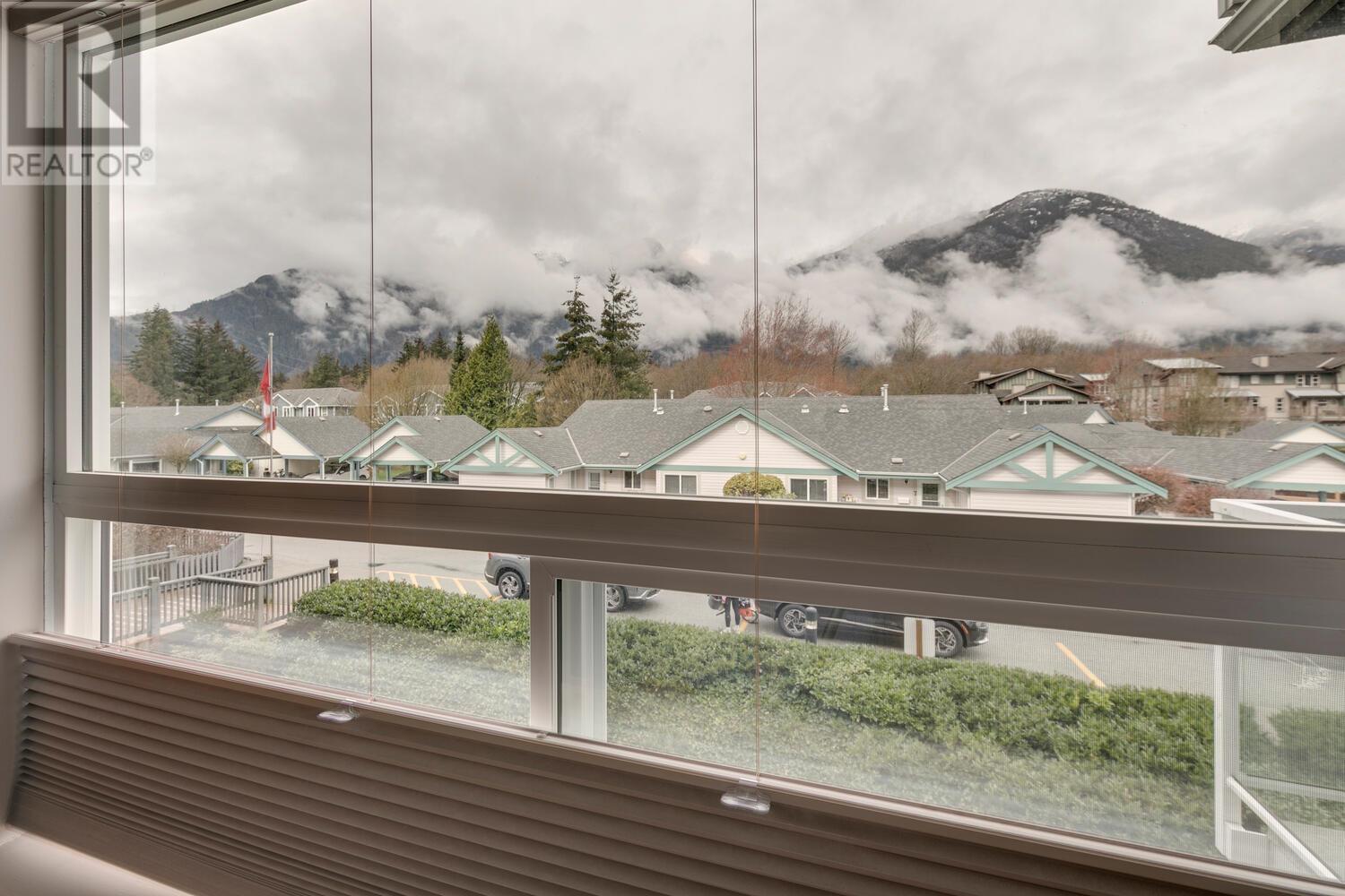 209 1203 PEMBERTON AVENUE, Squamish real estate listing R2984730