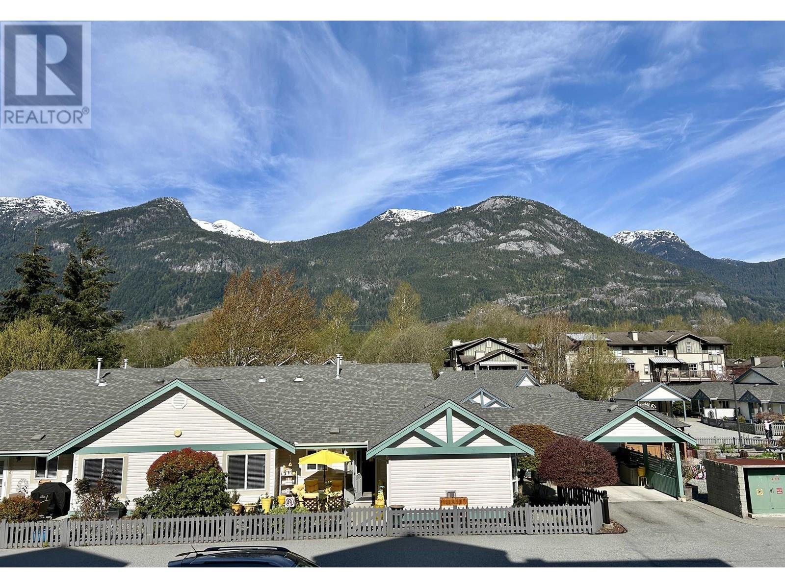 209 1203 PEMBERTON AVENUE, Squamish real estate listing for sale