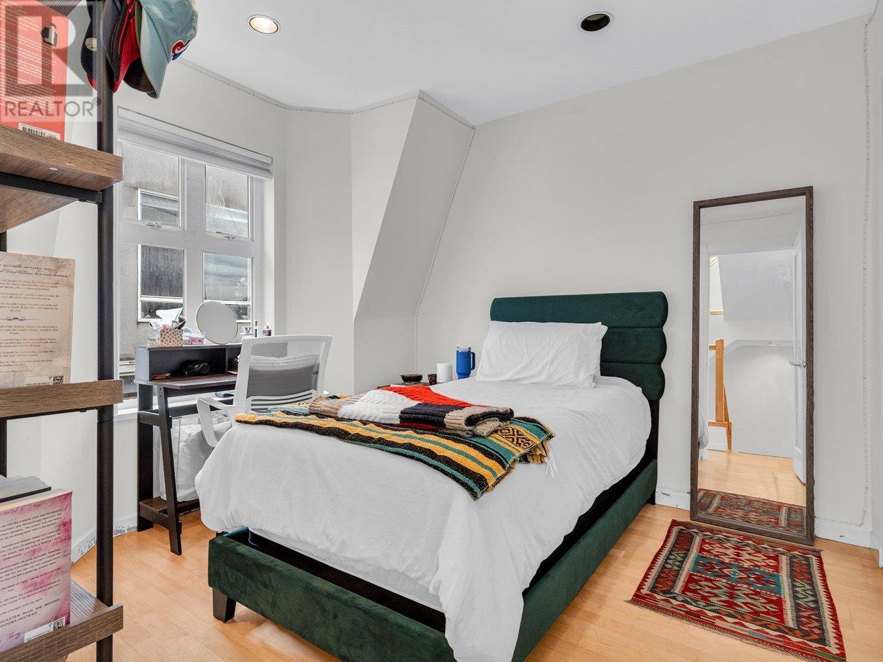 102 3349 DUNBAR STREET, Vancouver