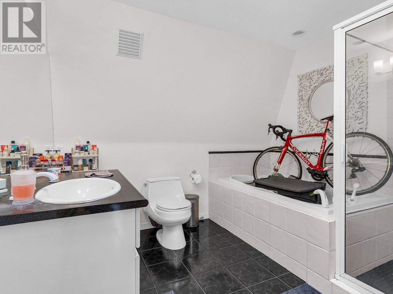 102 3349 DUNBAR STREET, Vancouver