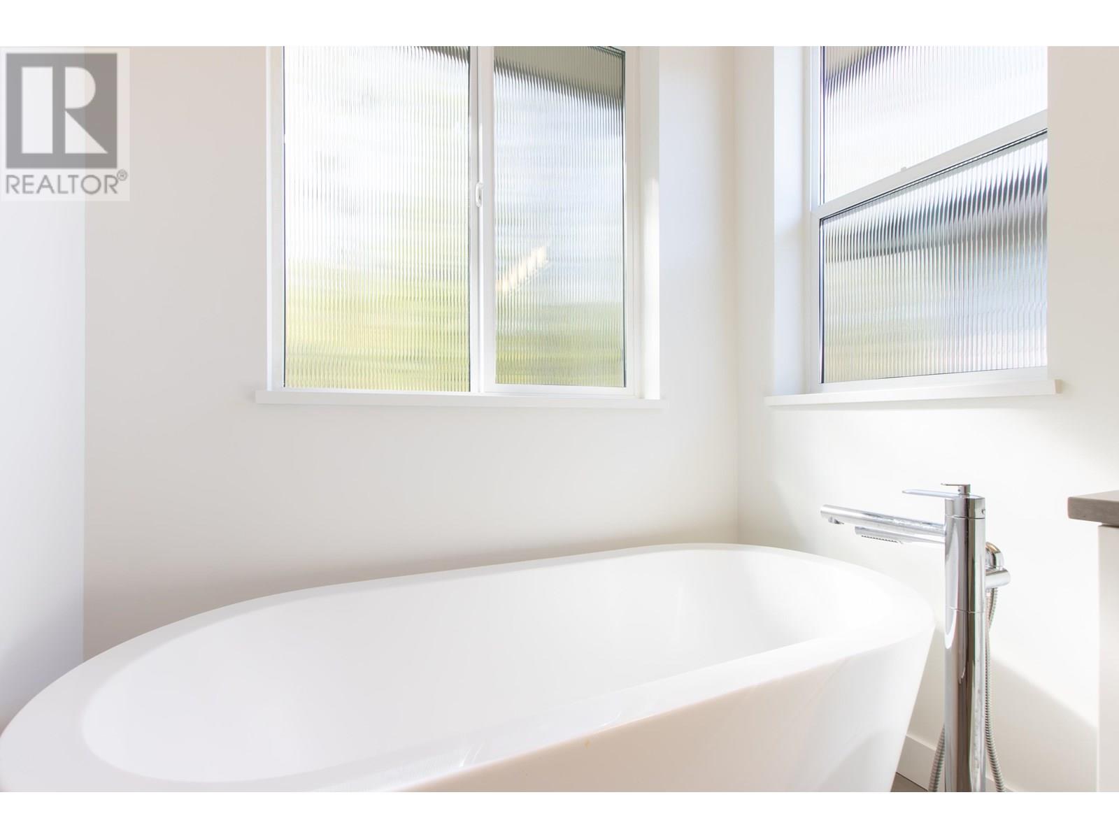 39271 FALCON CRESCENT, Squamish real estate listing R2992811