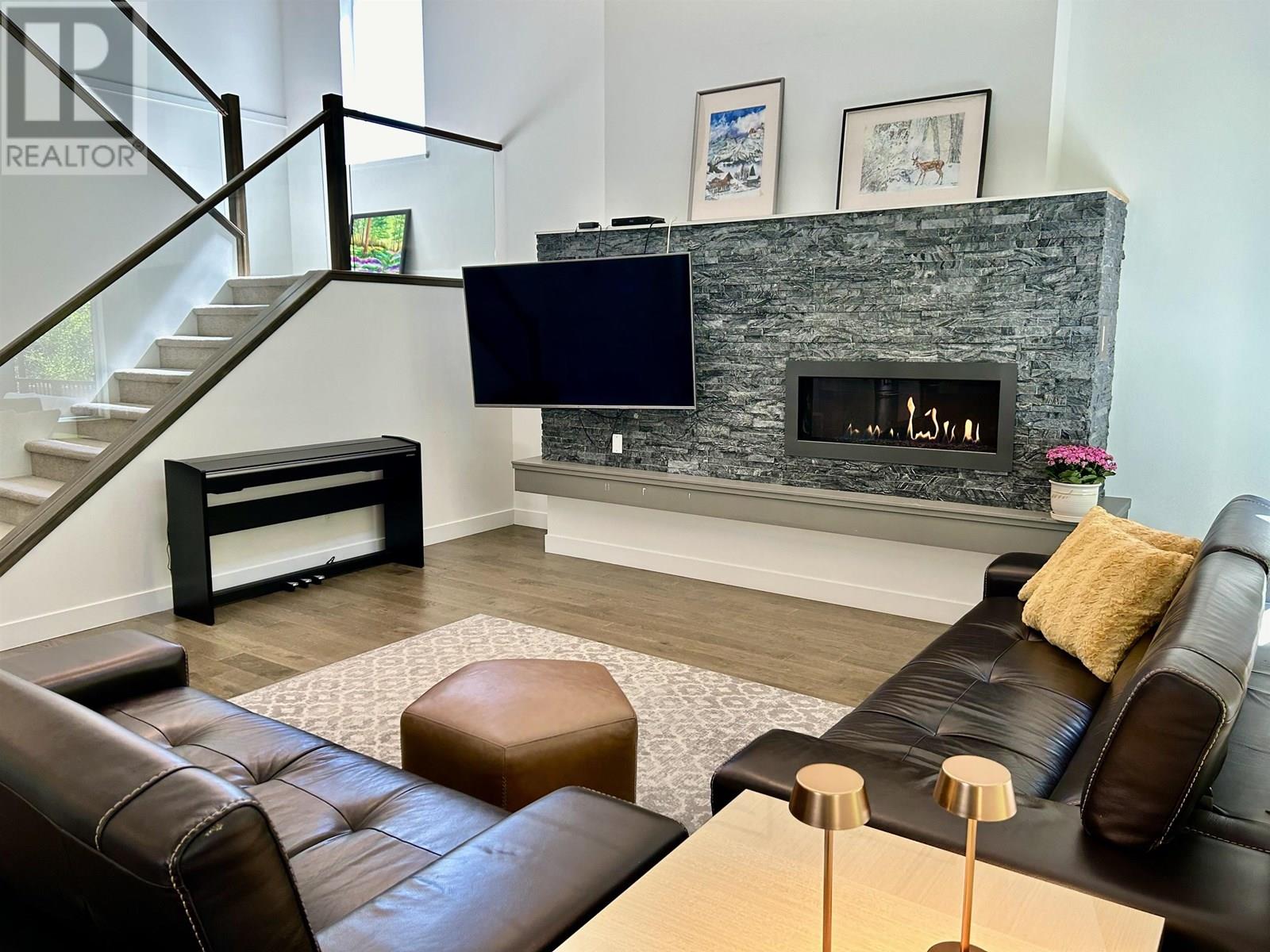 39271 FALCON CRESCENT, Squamish real estate listing R2992811