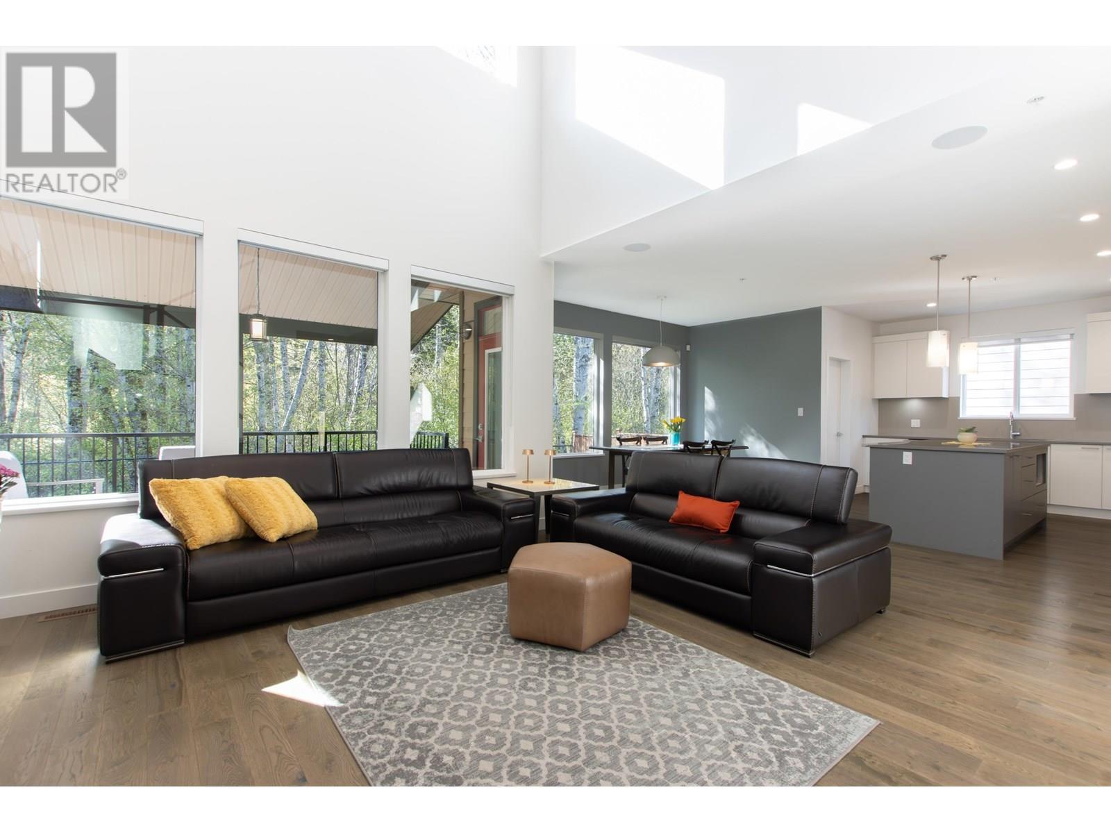 39271 FALCON CRESCENT, Squamish real estate listing R2992811