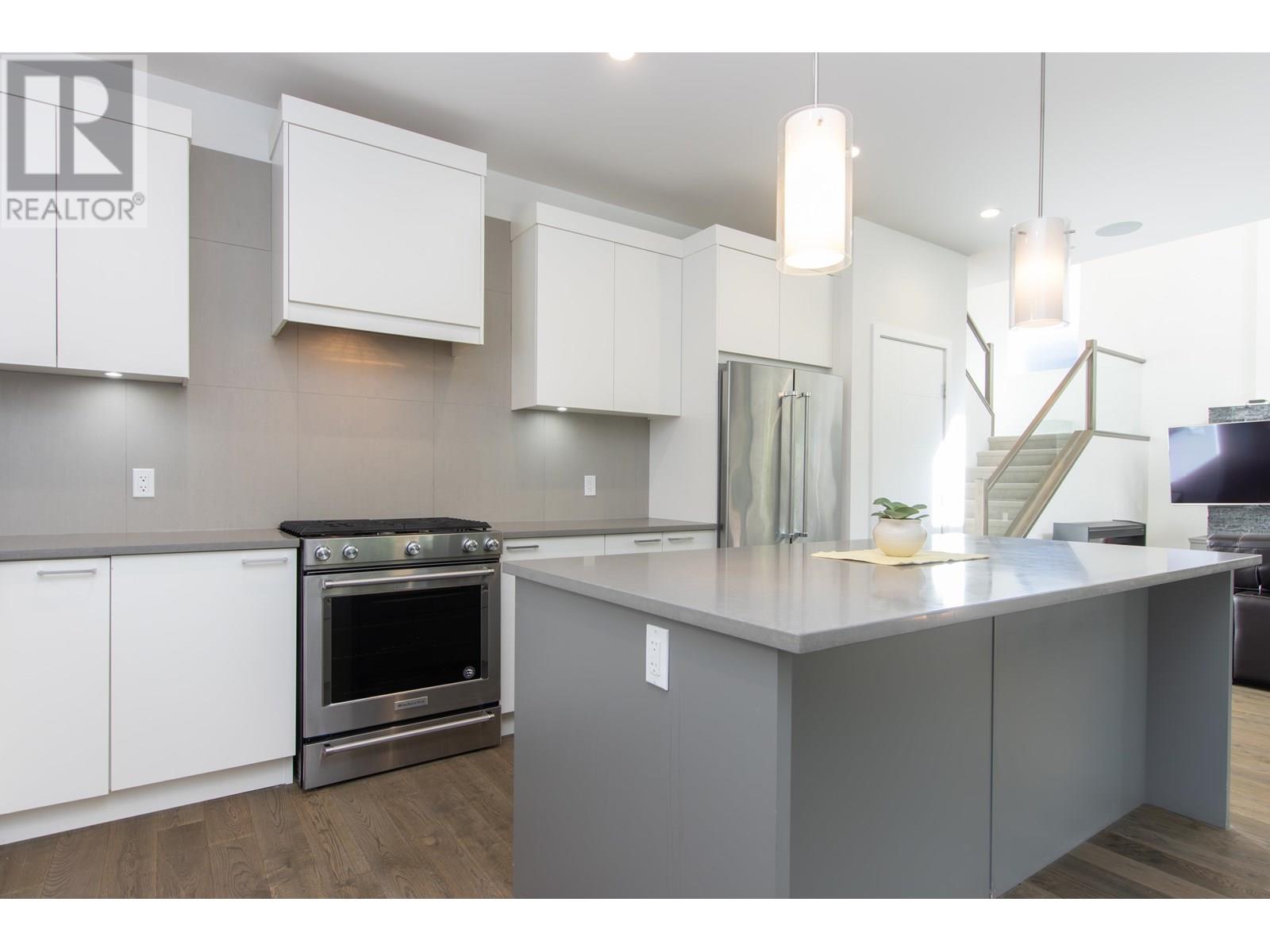 39271 FALCON CRESCENT, Squamish real estate listing R2992811