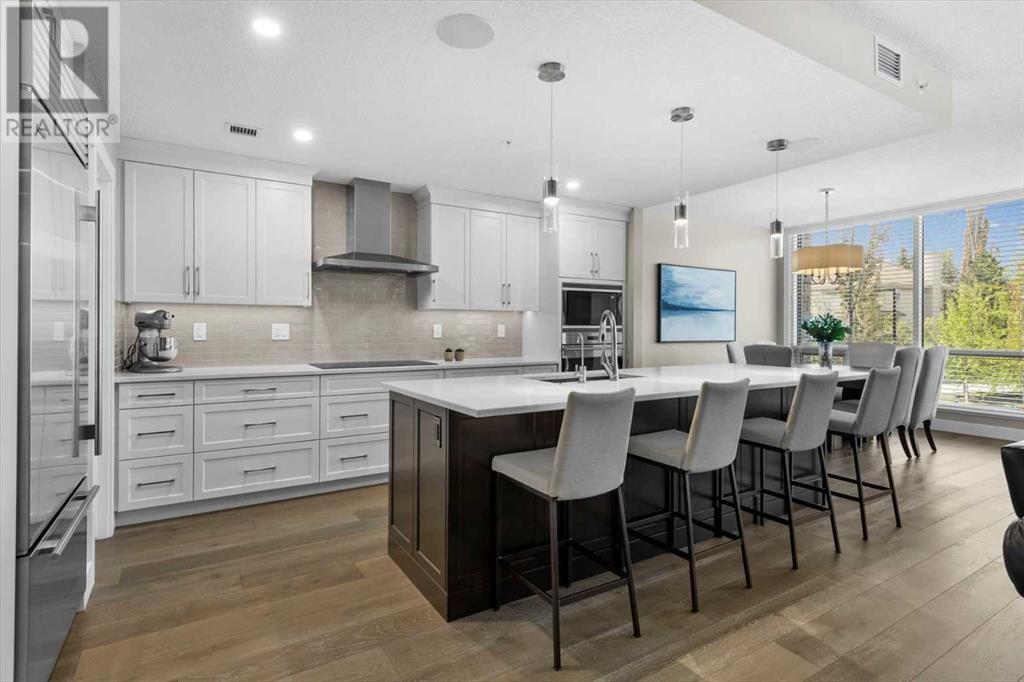 Single Family House for Sale in   Cougar Ridge Landing SW Patterson Calgary 