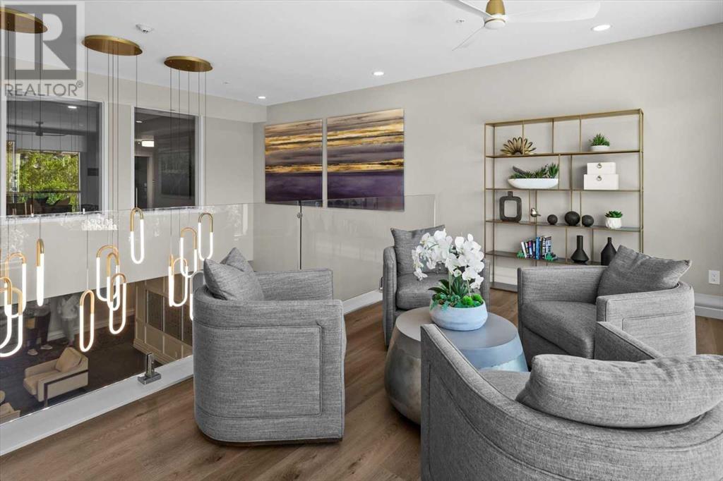Single Family House for Sale in   Cougar Ridge Landing SW Patterson Calgary 