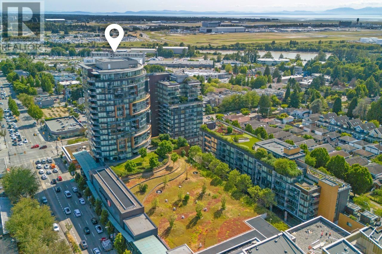 Photo 6 of 1505 8555 Granville Street, Vancouver BC
