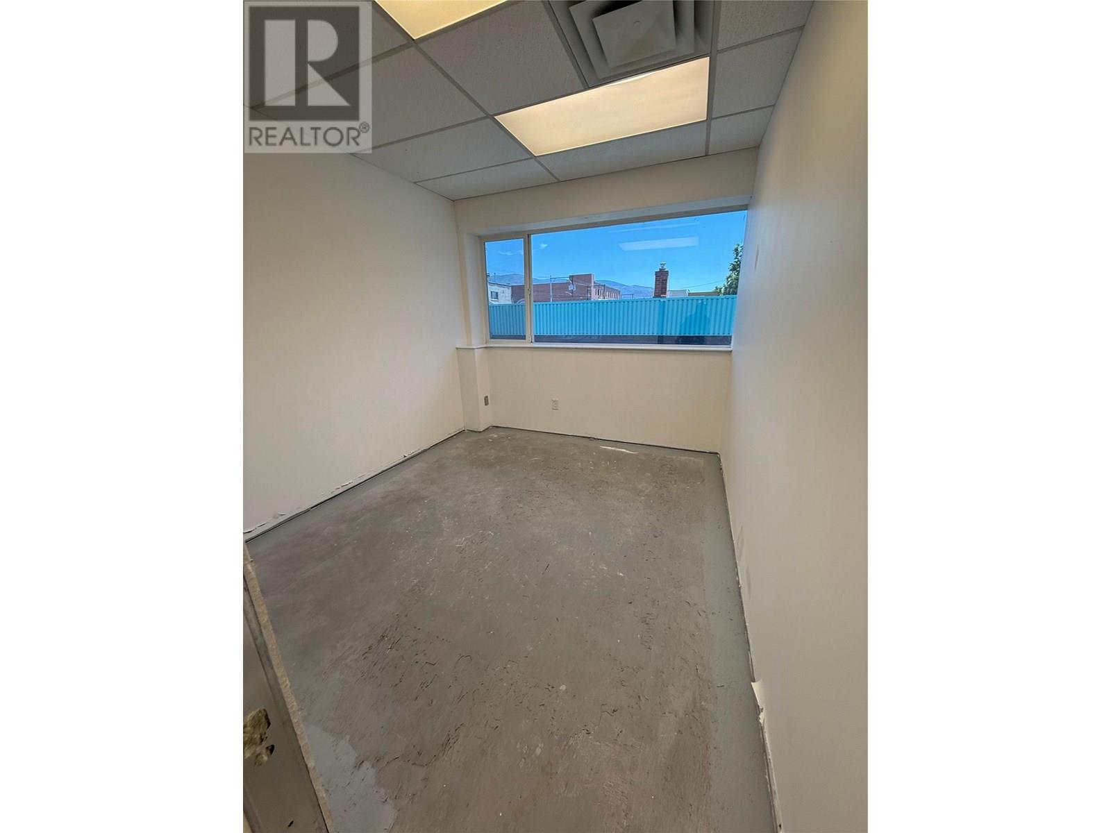 209 304 Martin Street, Penticton