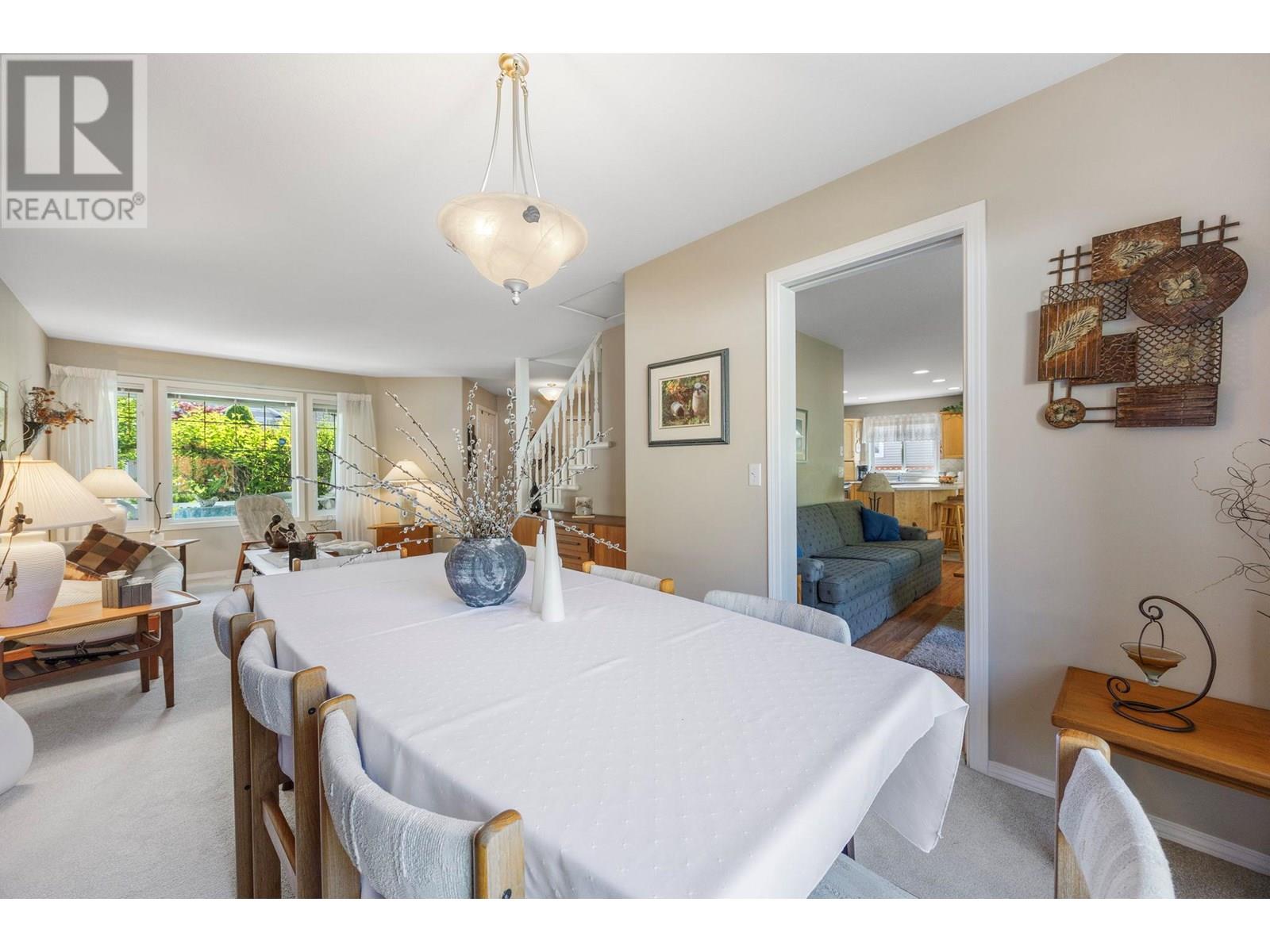 105 2220 Shannon Ridge Drive, West Kelowna