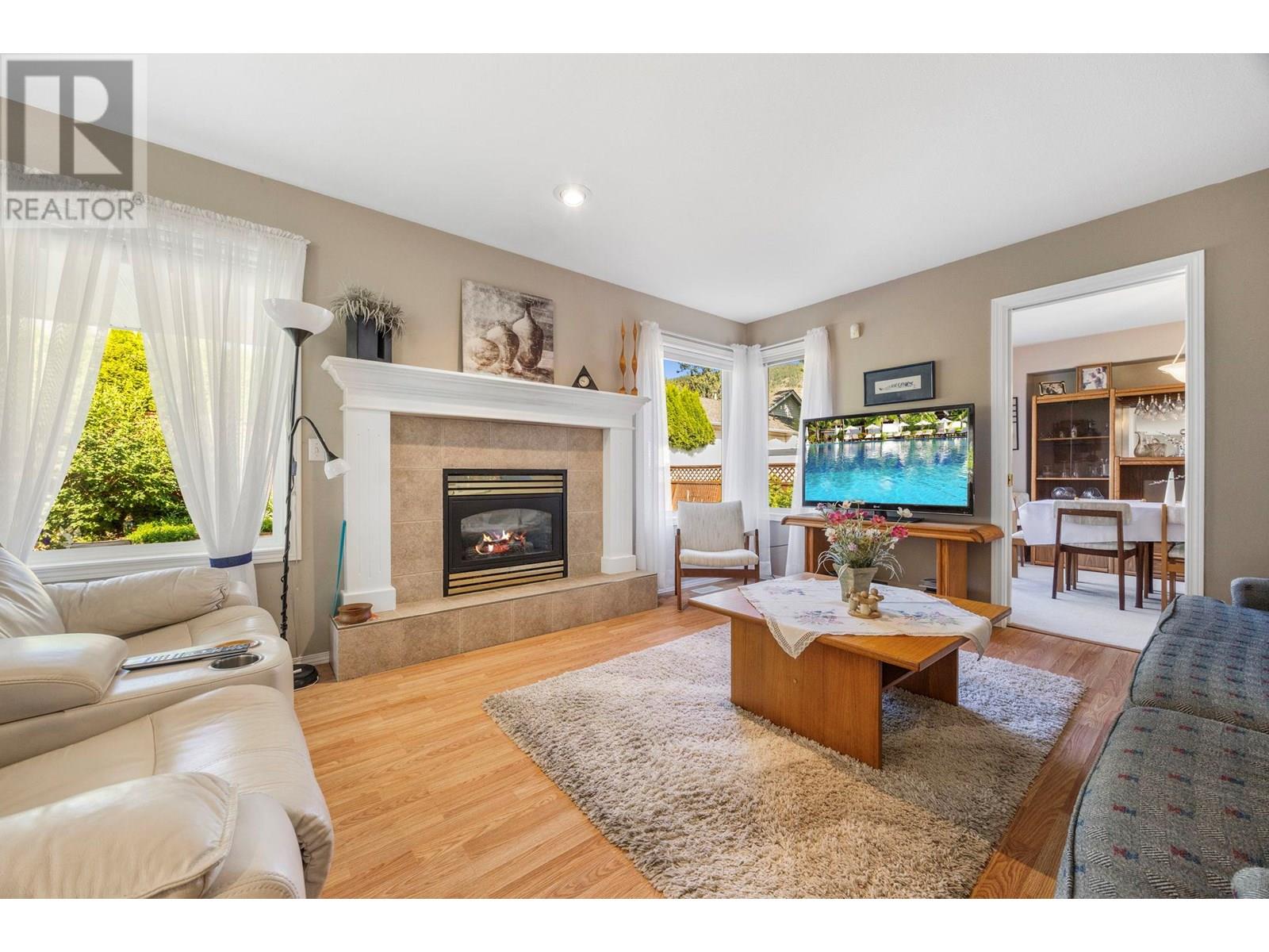 105 2220 Shannon Ridge Drive, West Kelowna