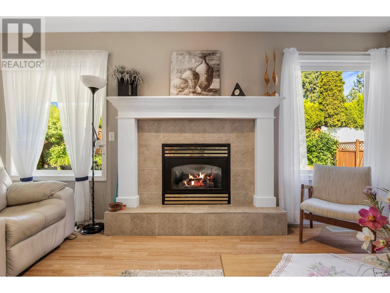 105 2220 Shannon Ridge Drive, West Kelowna