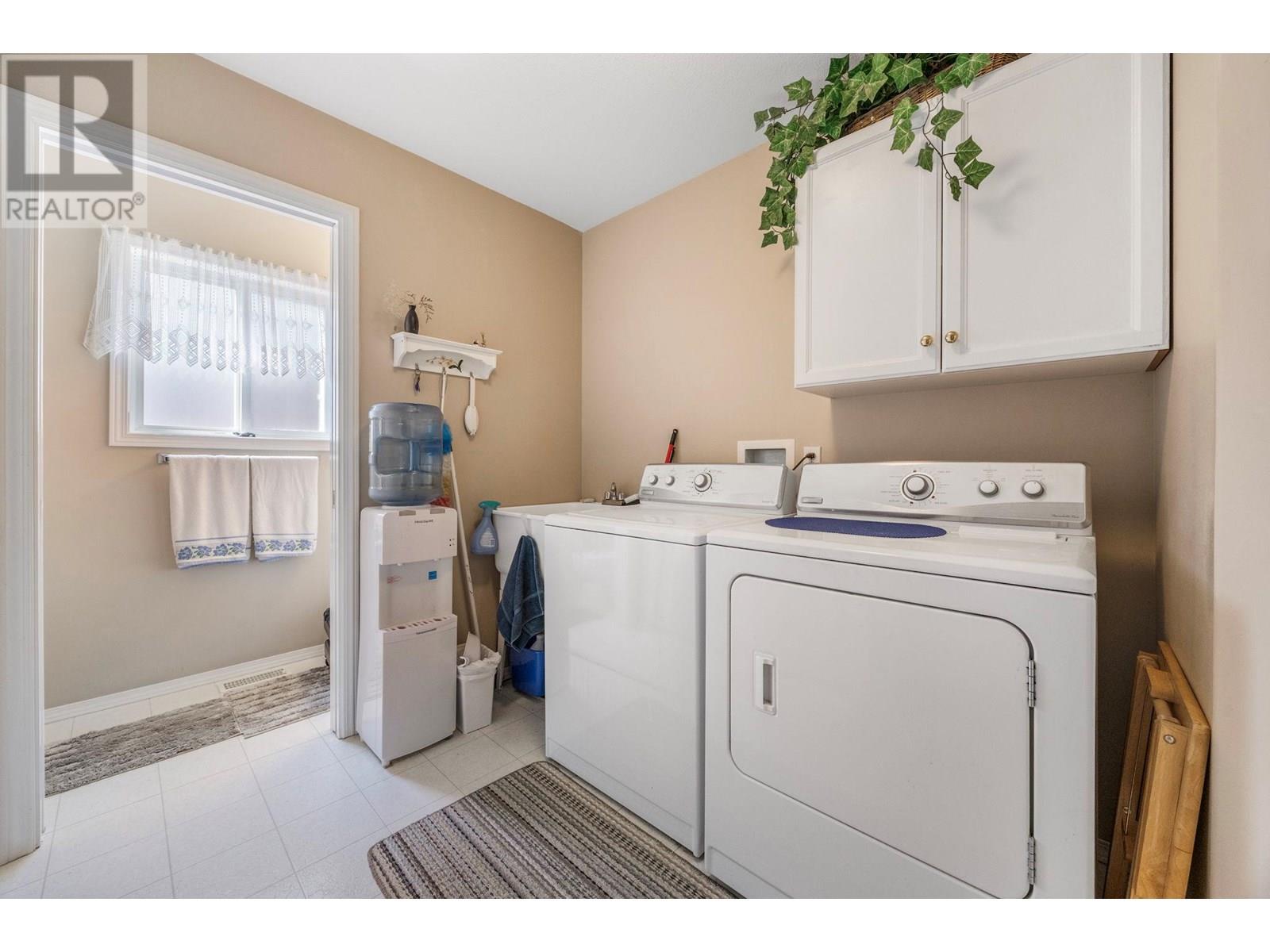 105 2220 Shannon Ridge Drive, West Kelowna