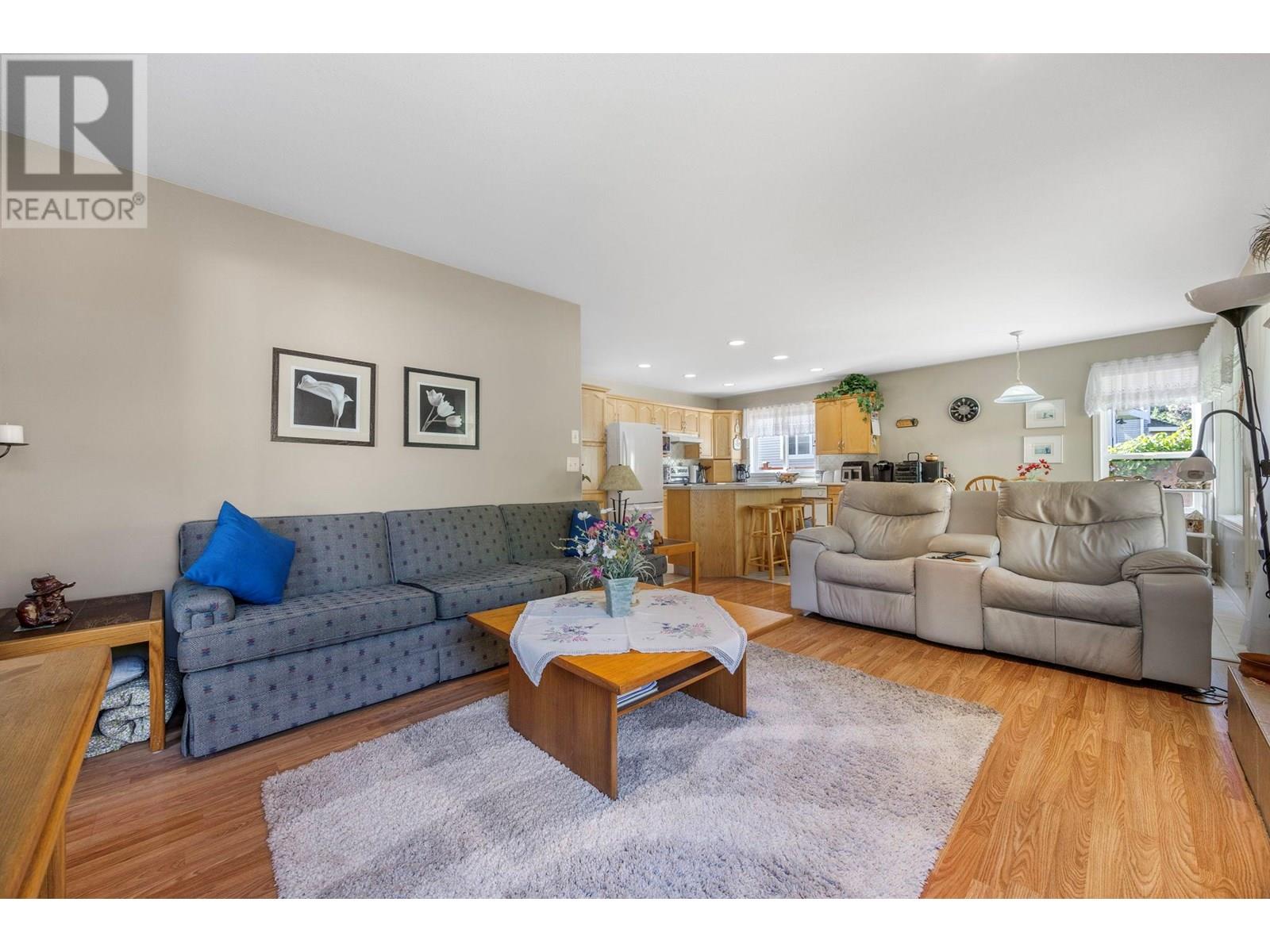 105 2220 Shannon Ridge Drive, West Kelowna