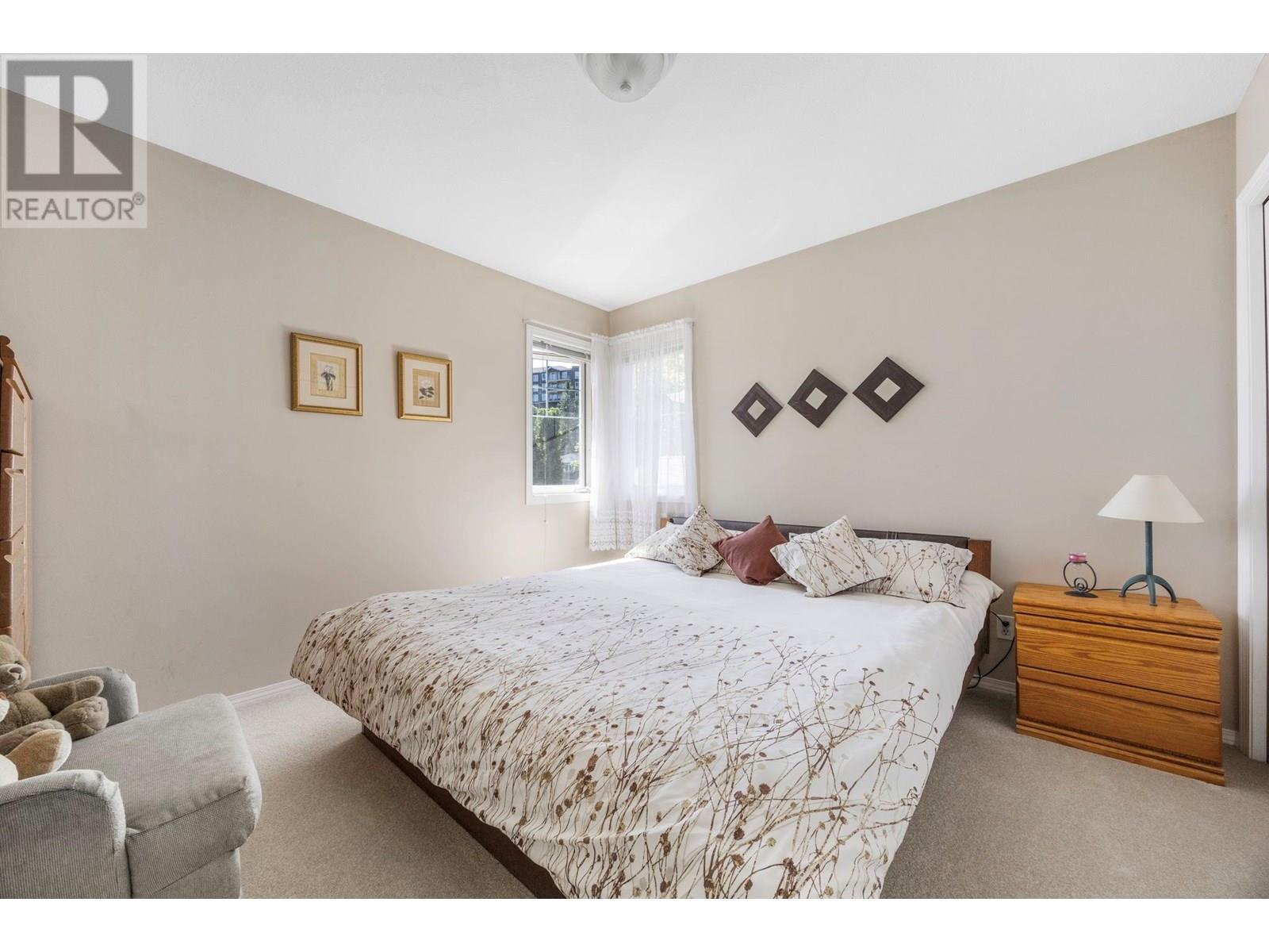 105 2220 Shannon Ridge Drive, West Kelowna