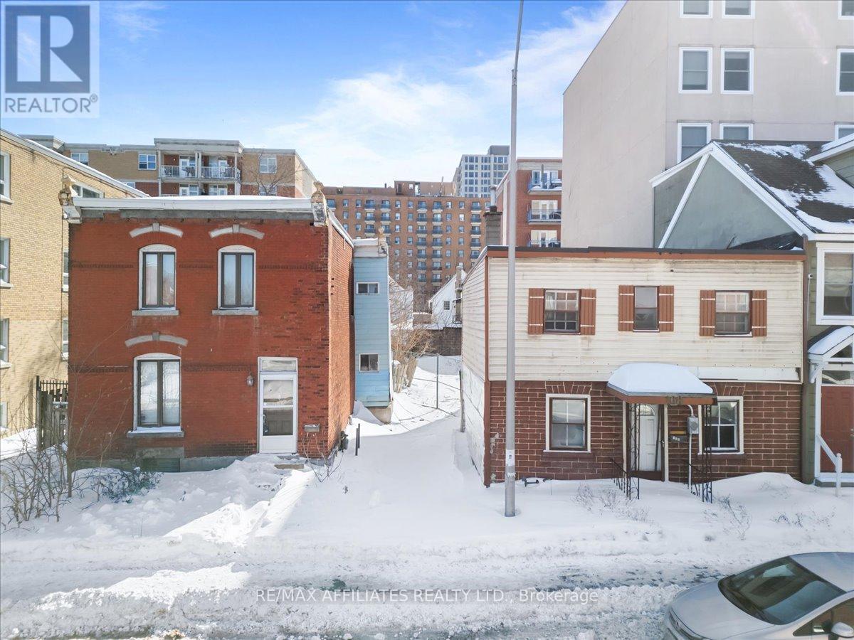 Photo 6 of 168 174 Murray Street N, Ottawa ON