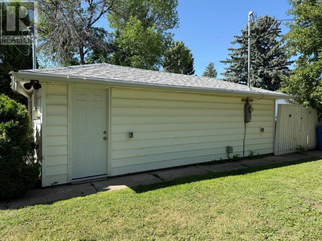 Single Family House Bungalow for Sale in   Street S Glendale Lethbridge 