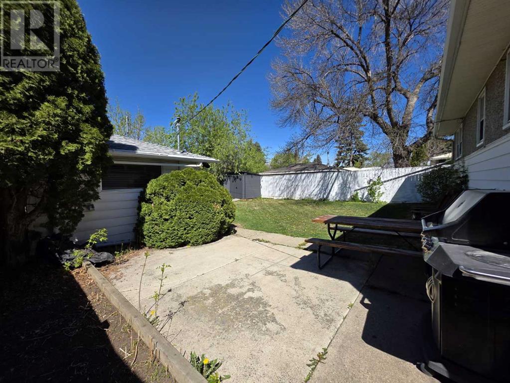 Single Family House Bungalow for Sale in   Street S Glendale Lethbridge 