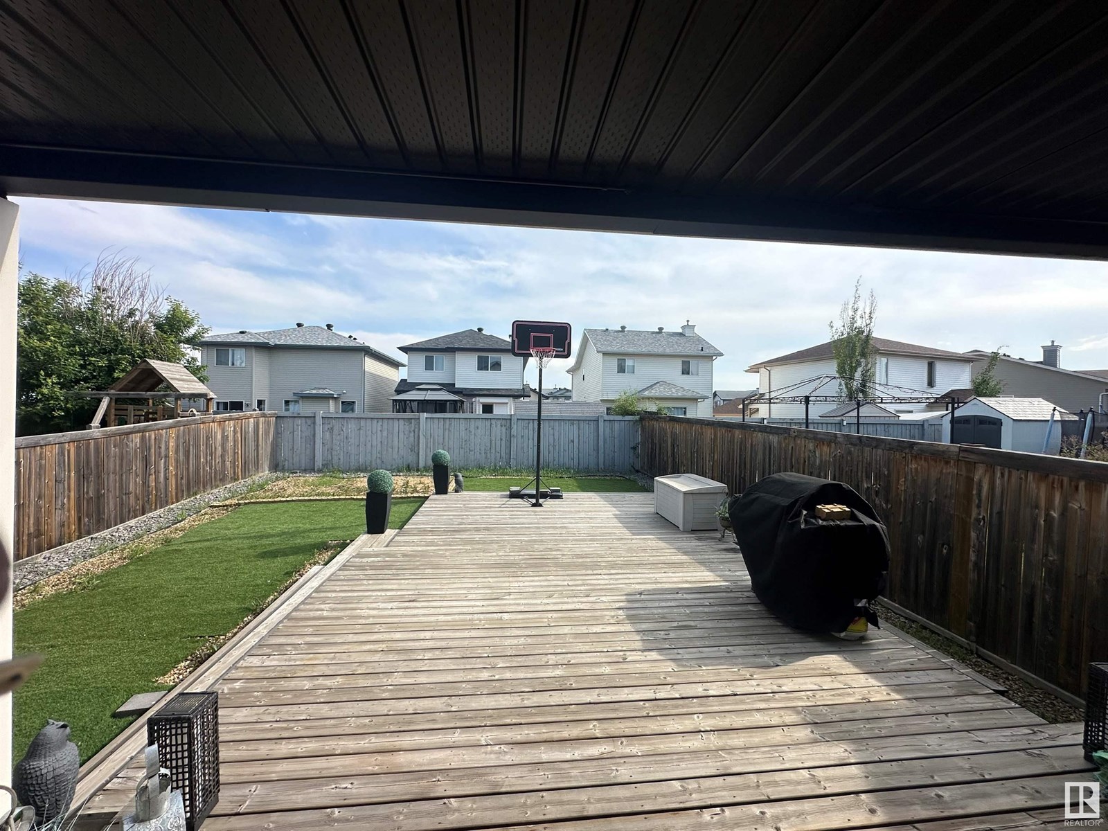 Photo 12 of 11827 174 Av Nw, Edmonton AB