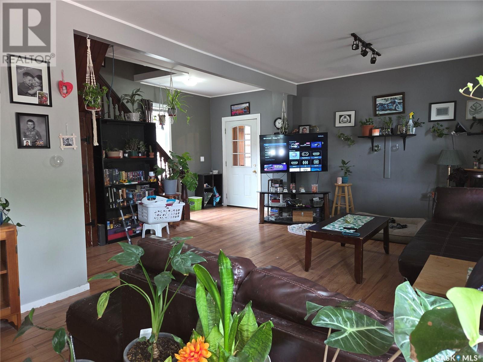Photo 7 of 106 Tiree Street, Colonsay SK