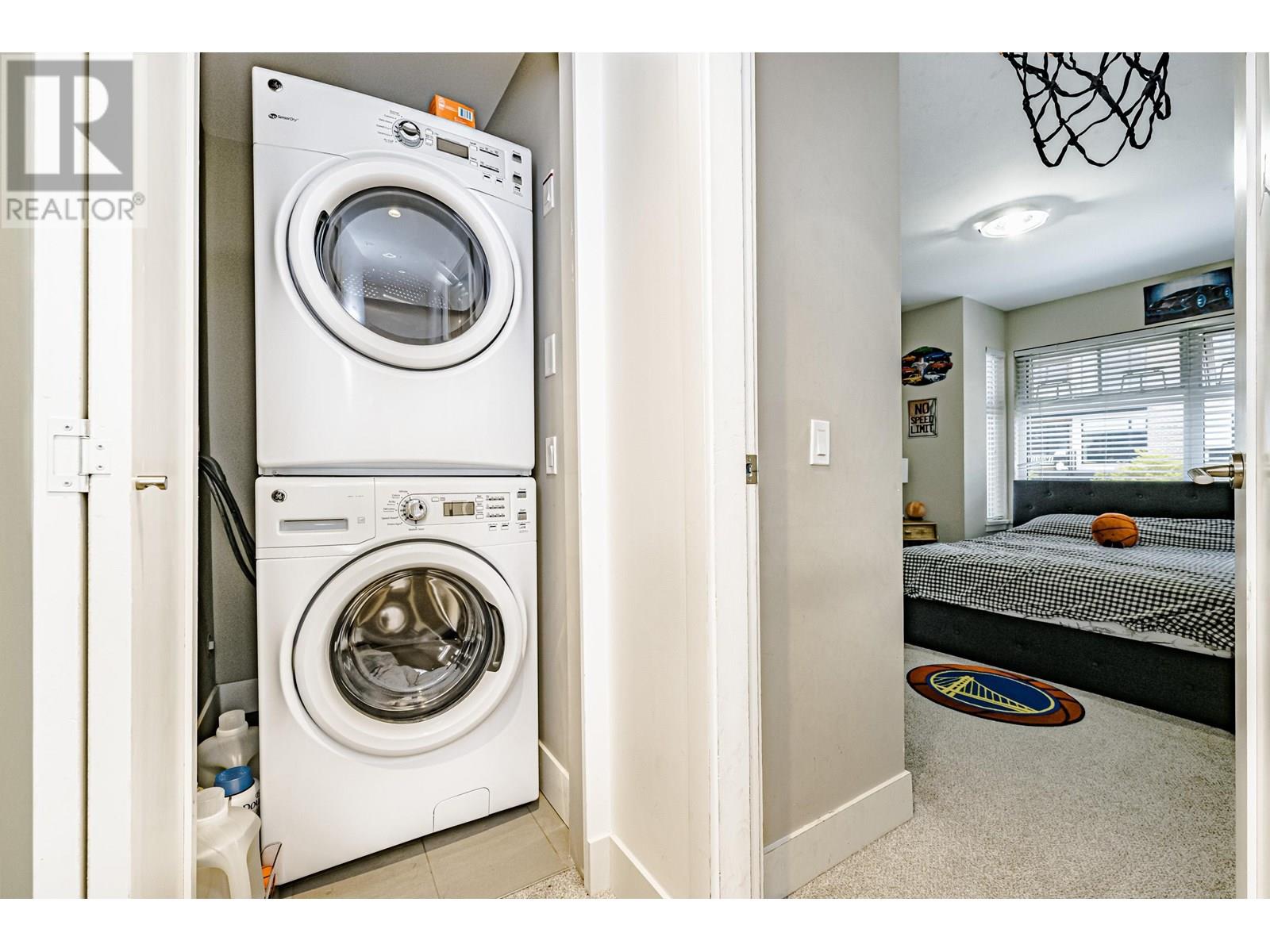 Photo 27 of 289 Salter Street, New Westminster BC