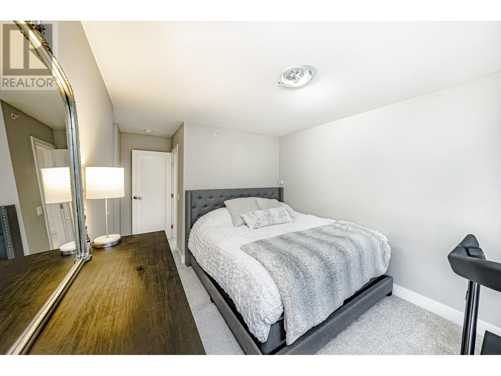 Photo 22 of 289 Salter Street, New Westminster BC