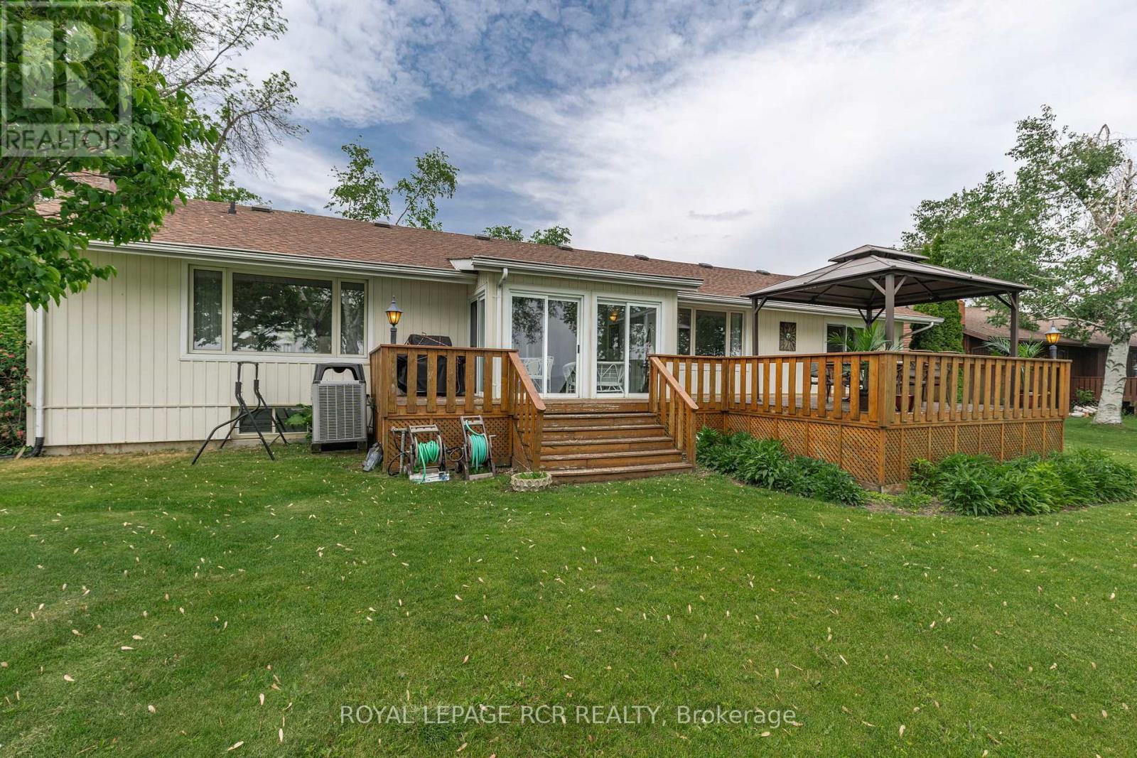 Photo 41 of 5 Park Lane, Ramara ON