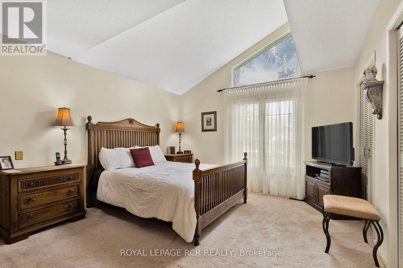 Photo 33 of 5 Park Lane, Ramara ON