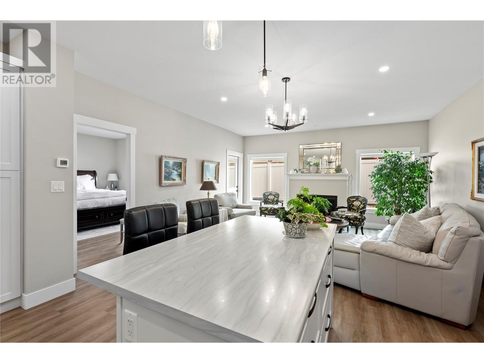 25 2810 15 Avenue Northeast, Salmon Arm