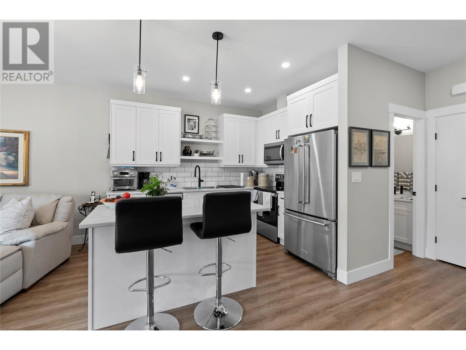 25 2810 15 Avenue Northeast, Salmon Arm
