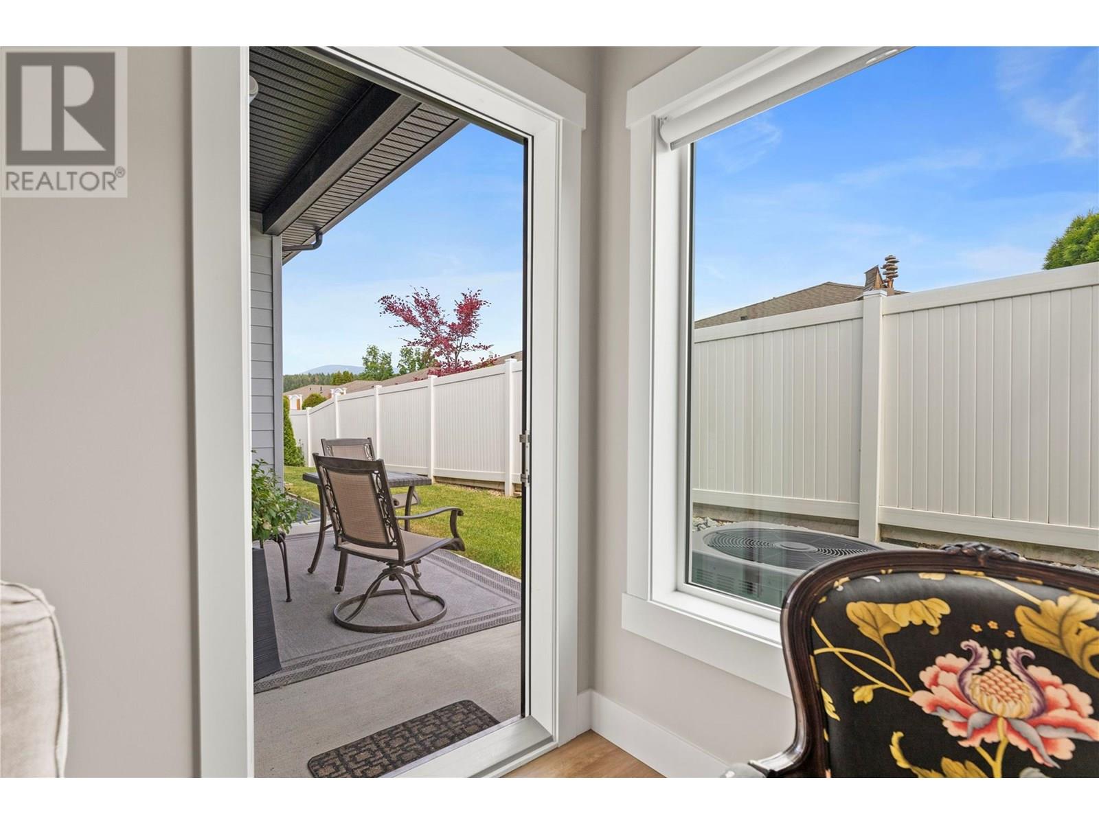 25 2810 15 Avenue Northeast, Salmon Arm