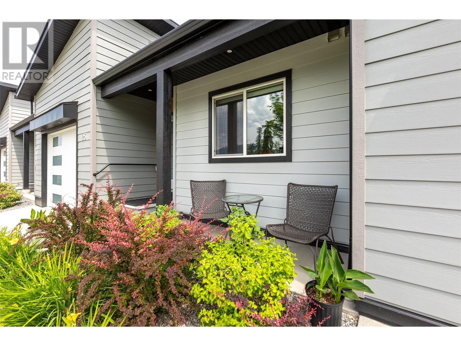 25 2810 15 Avenue Northeast, Salmon Arm
