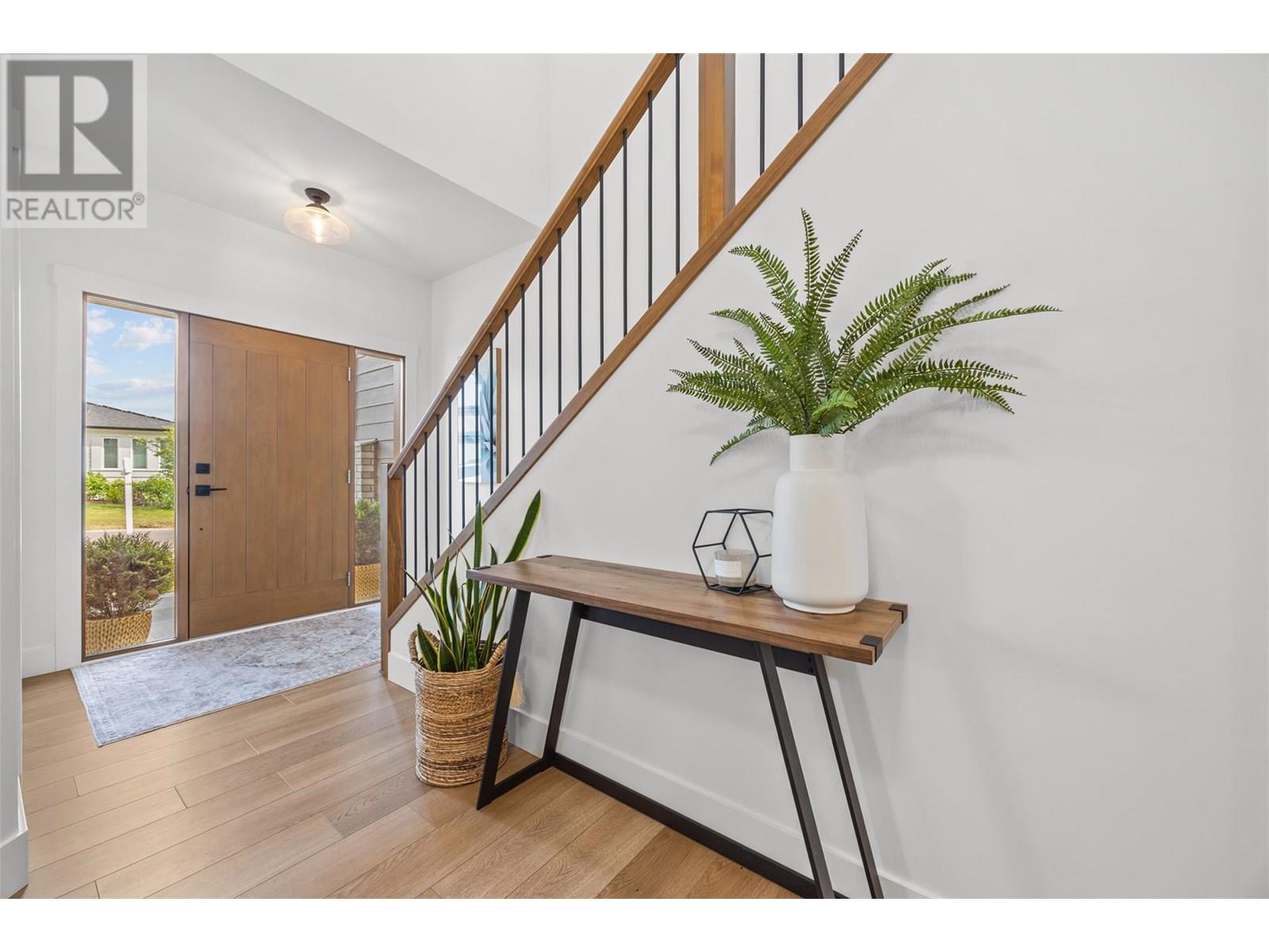 2602 Crown Crest Drive, West Kelowna