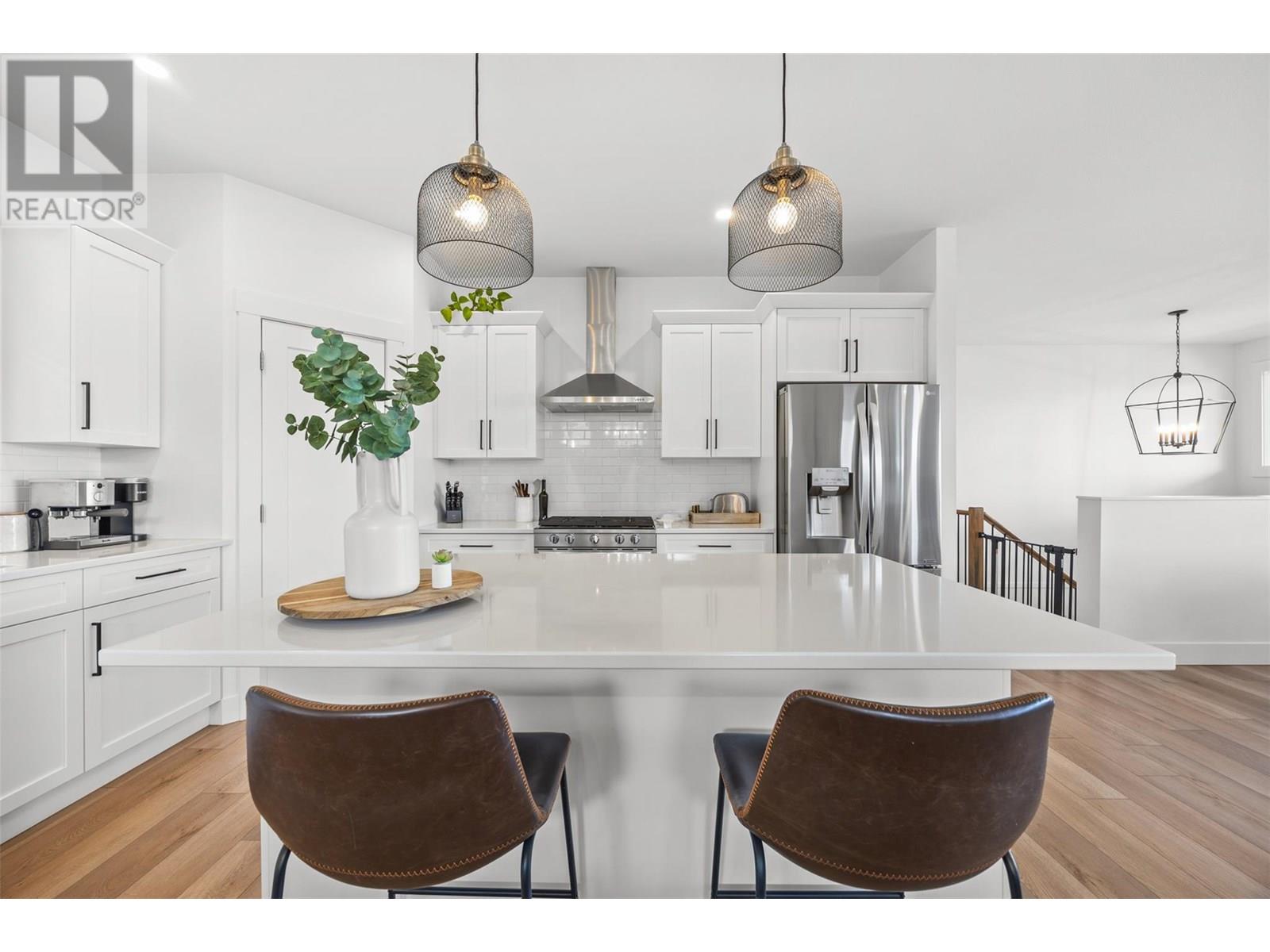  2602 Crown Crest Drive, West Kelowna