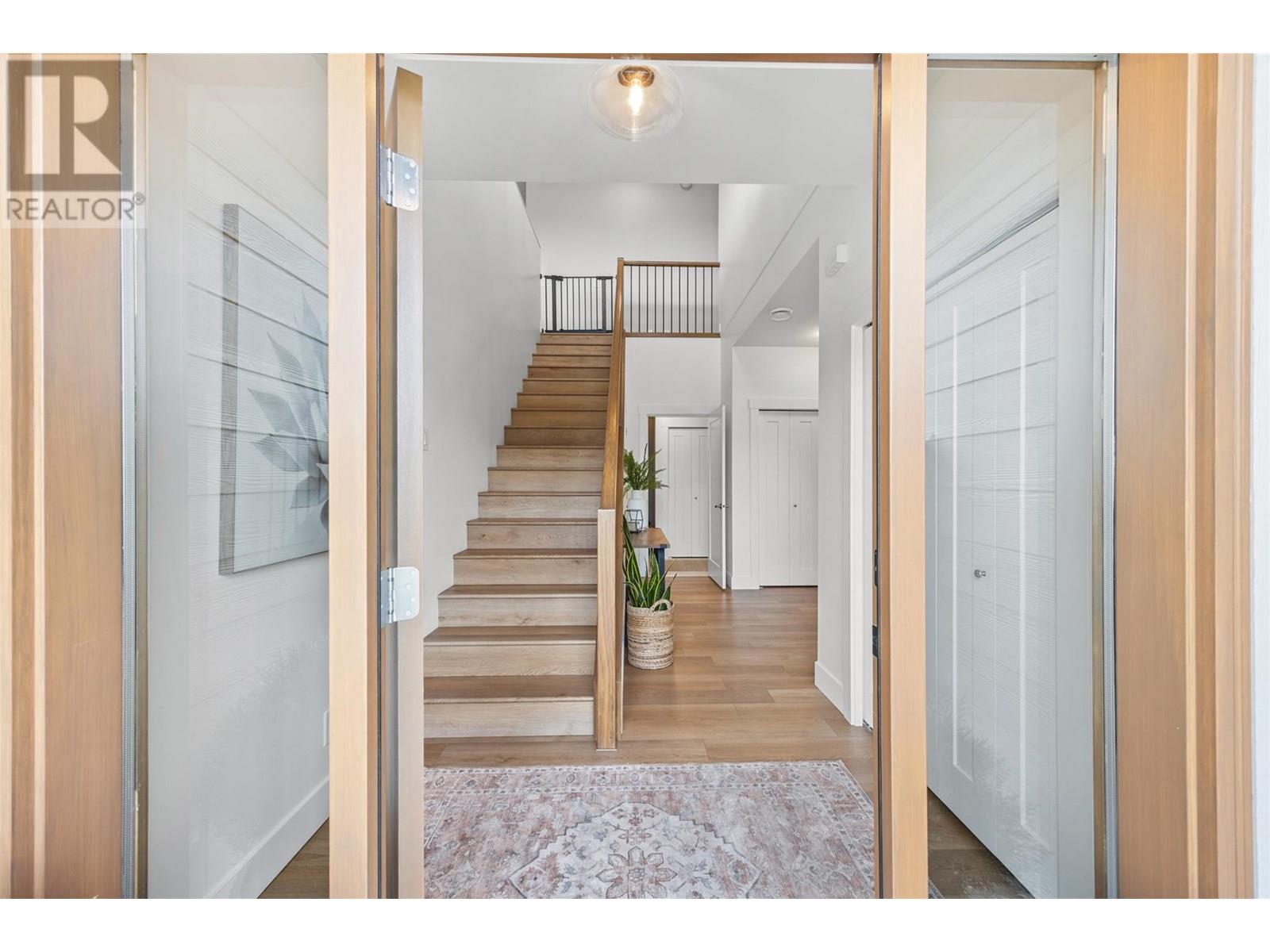  2602 Crown Crest Drive, West Kelowna