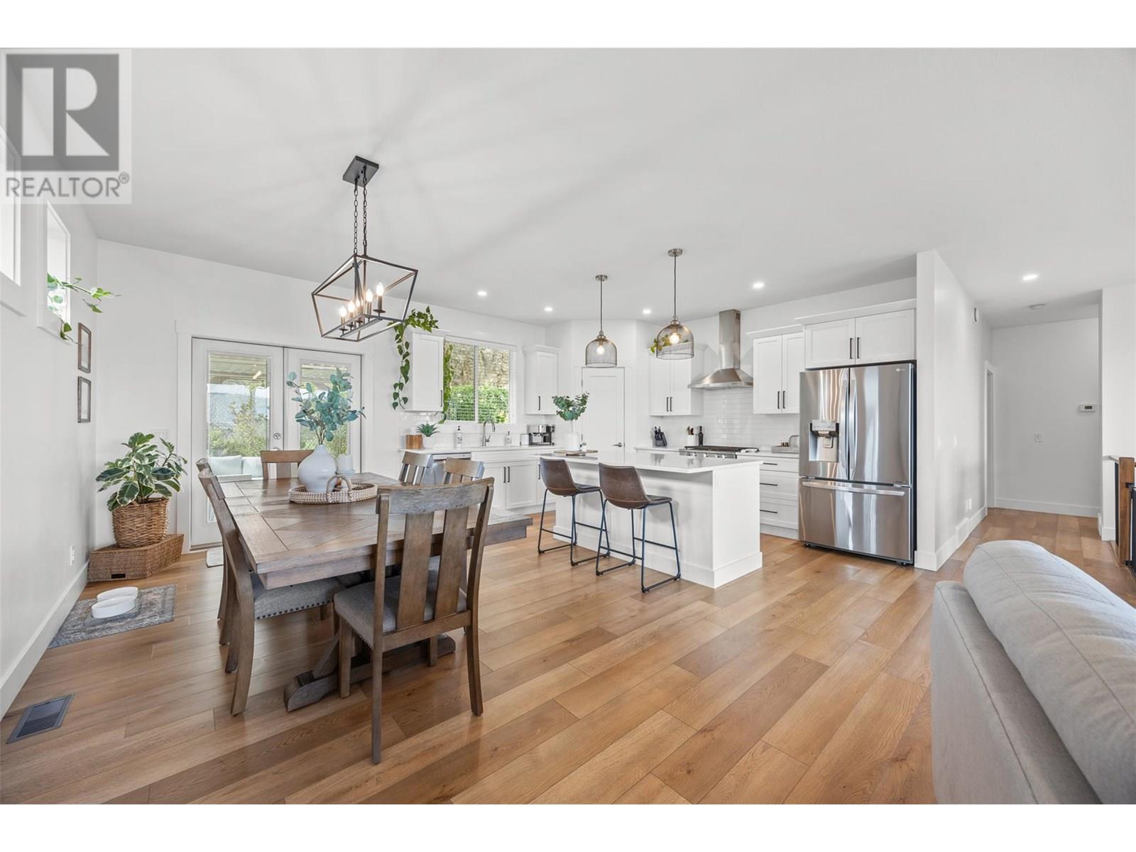  2602 Crown Crest Drive, West Kelowna