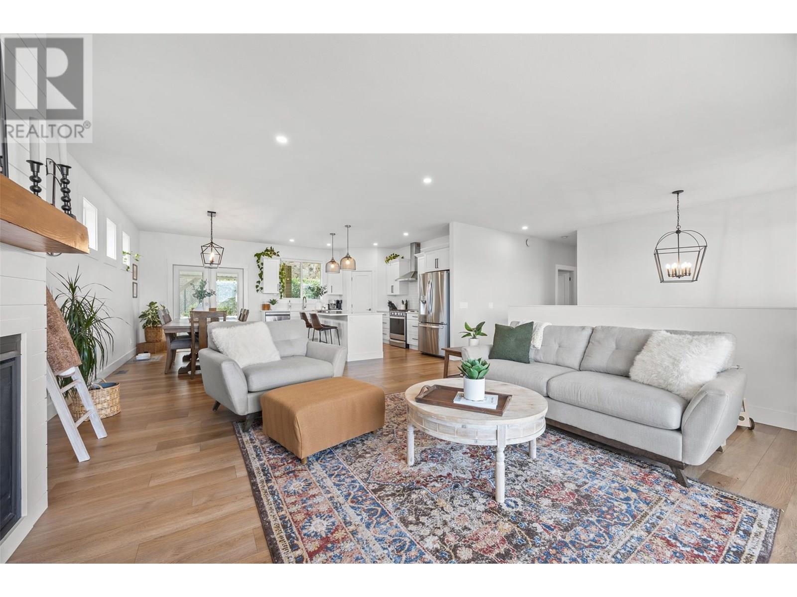  2602 Crown Crest Drive, West Kelowna