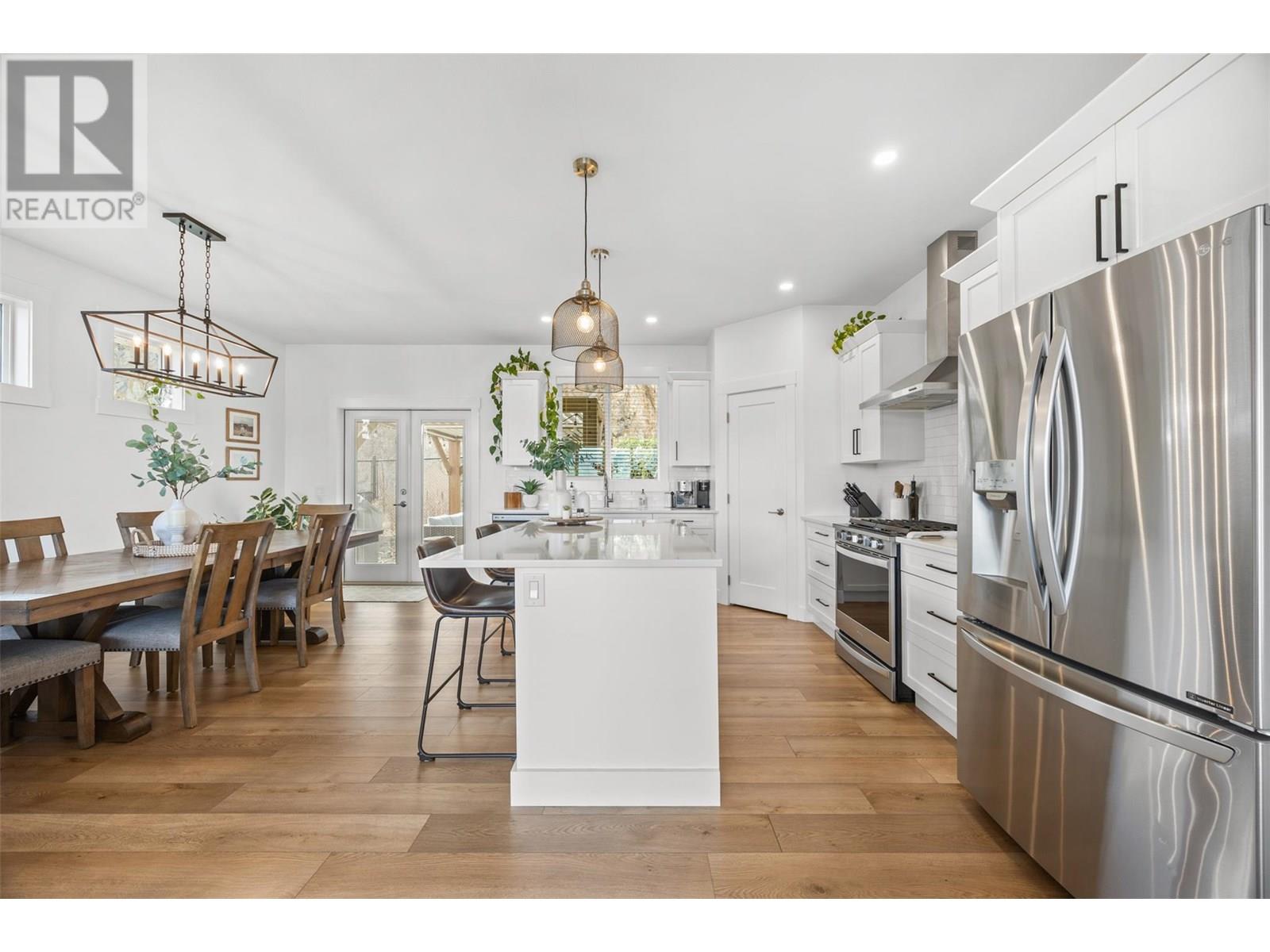  2602 Crown Crest Drive, West Kelowna