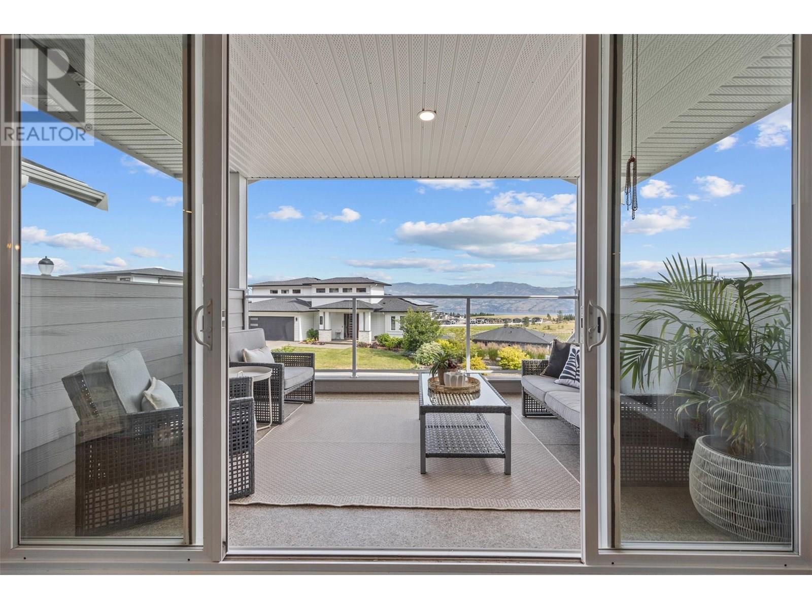  2602 Crown Crest Drive, West Kelowna