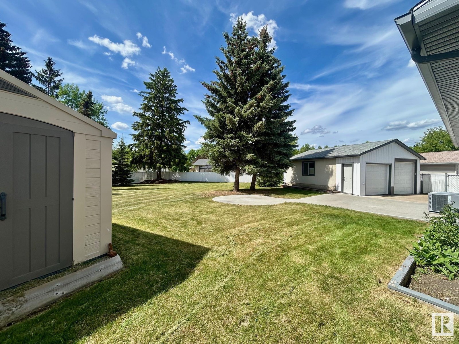Photo 30 of 8920 92 Av, Fort Saskatchewan AB