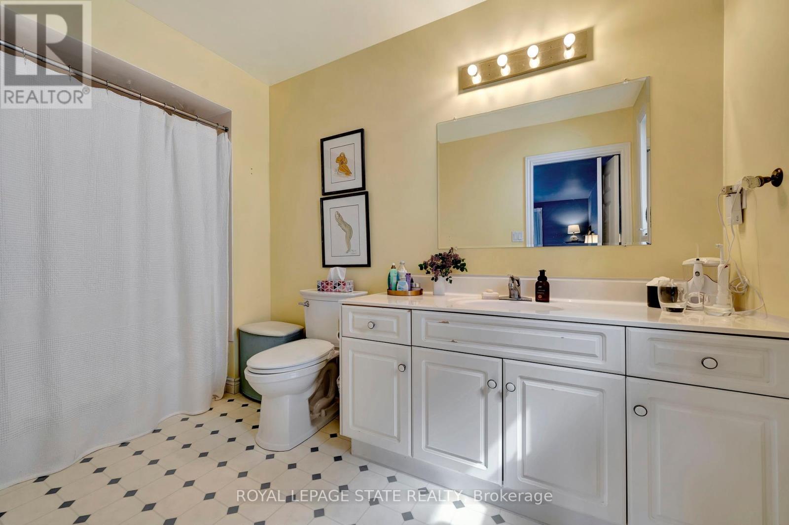 Single Family House for Sale in  SAN PEDRO DRIVE Hamilton (Mountview) 